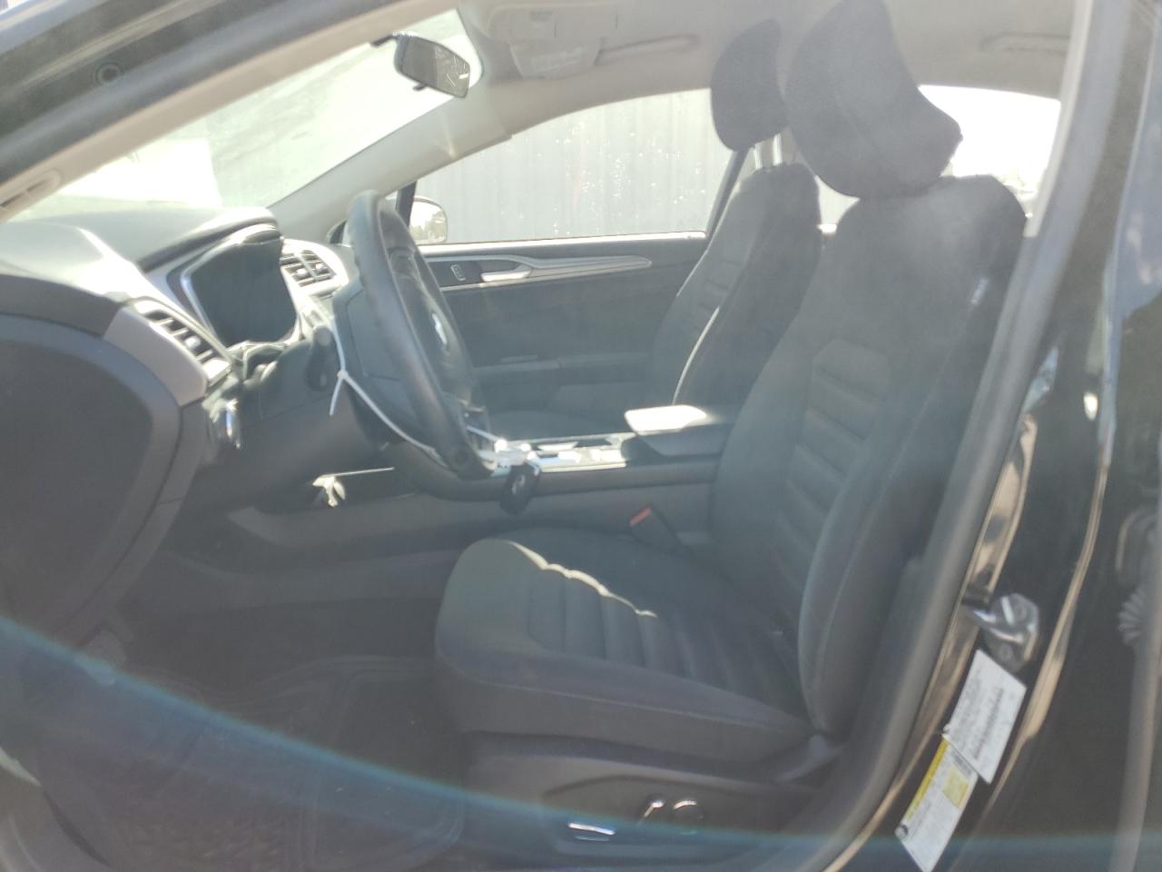 2017 Ford Fusion - Image 7