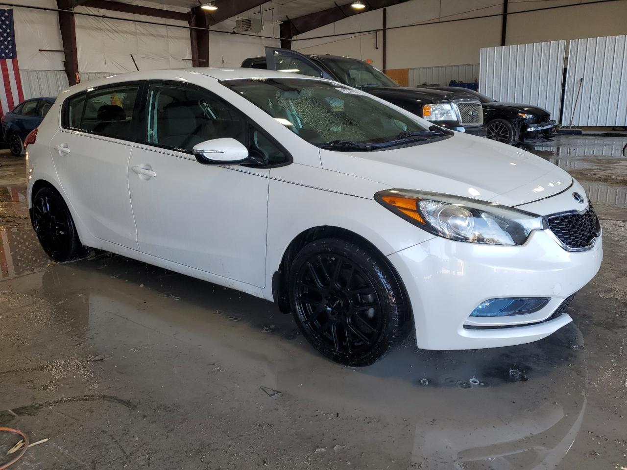 2016 Kia Forte - Image 4