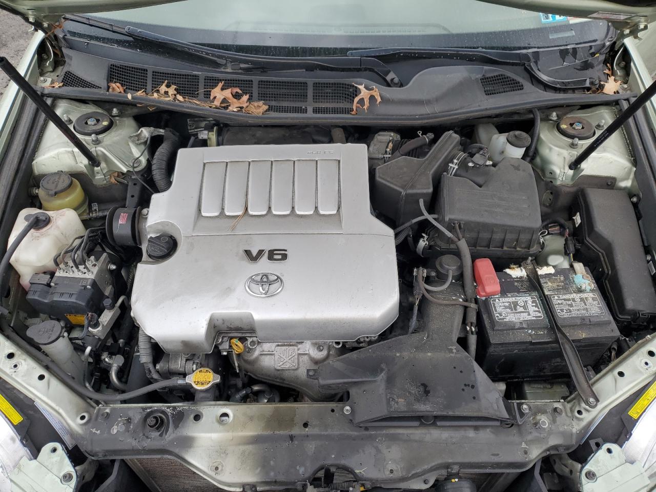 2010 Toyota Avalon - Image 11
