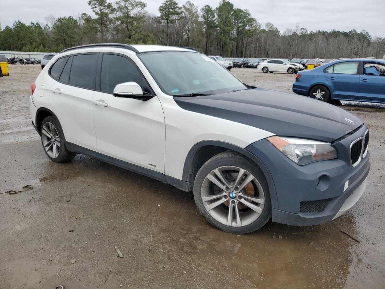 2014 BMW X1 - Image 4