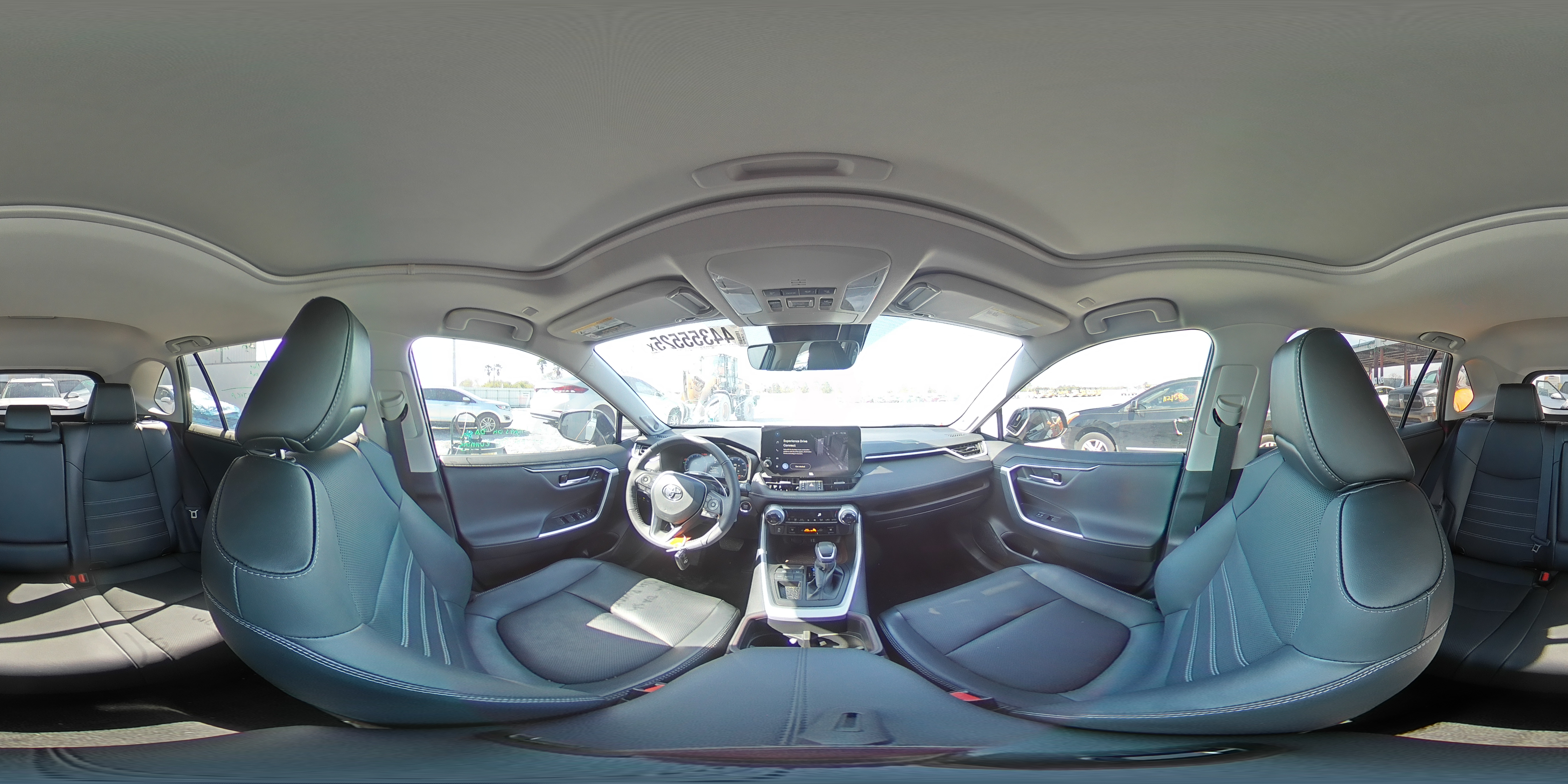 2023 Toyota RAV 4 - Image 15