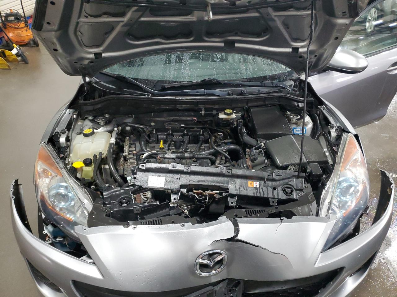 2012 Mazda 3 - Image 12