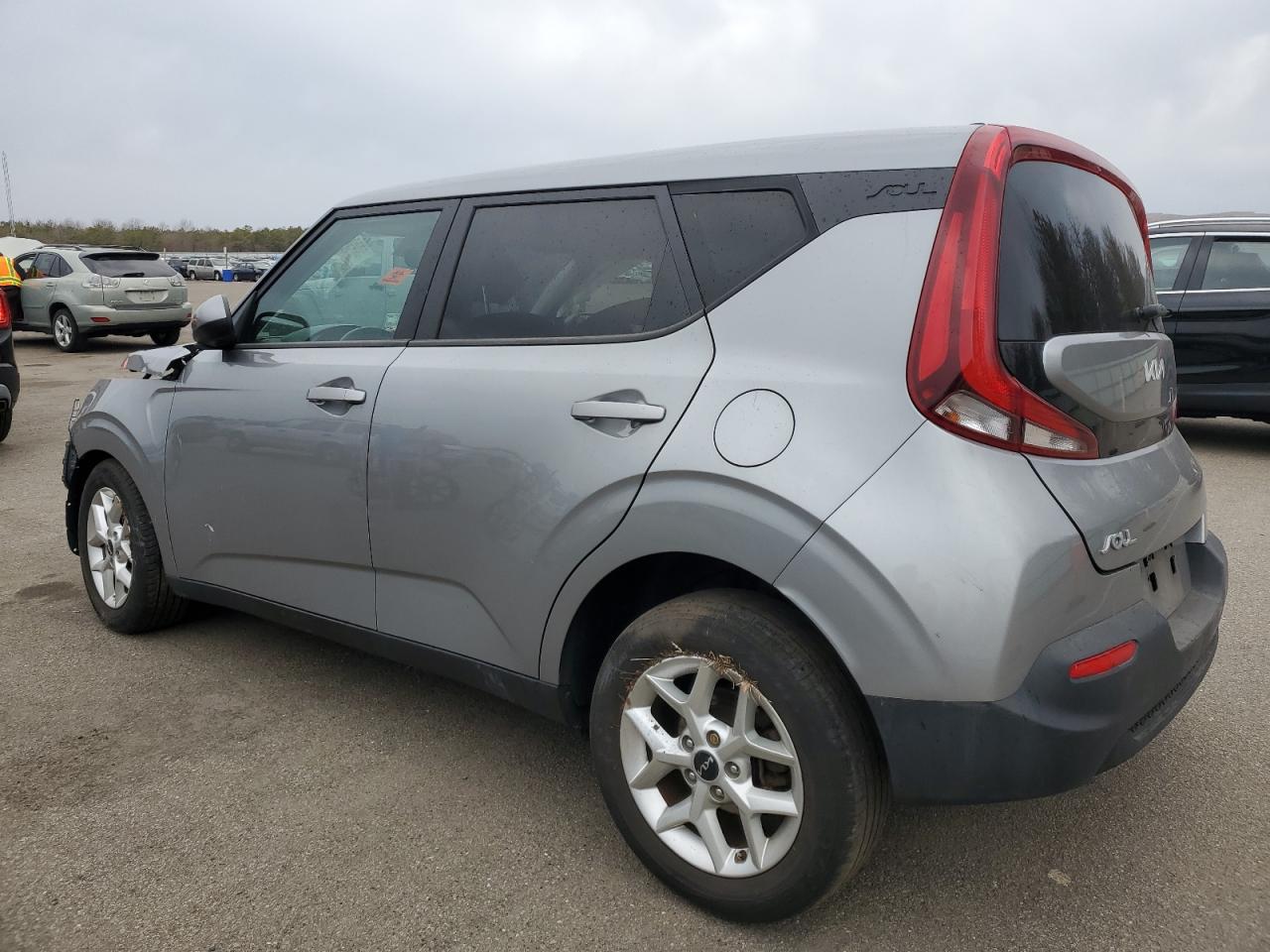 2022 Kia Soul - Image 2