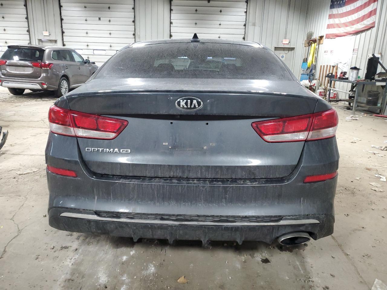 2020 Kia Optima - Image 6