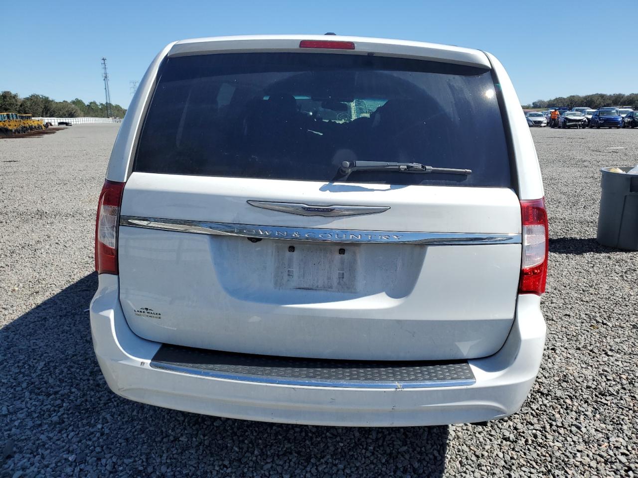 2015 Chrysler Town & Country - Image 6
