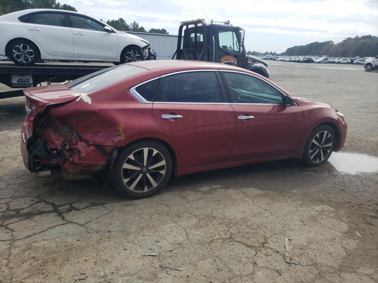 2016 Nissan Altima - Image 3
