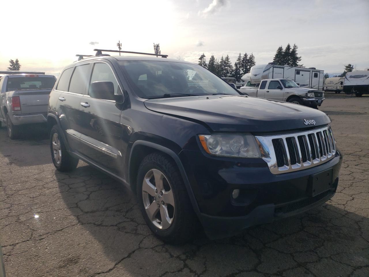 2011 Jeep Grand Cherokee - Image 4