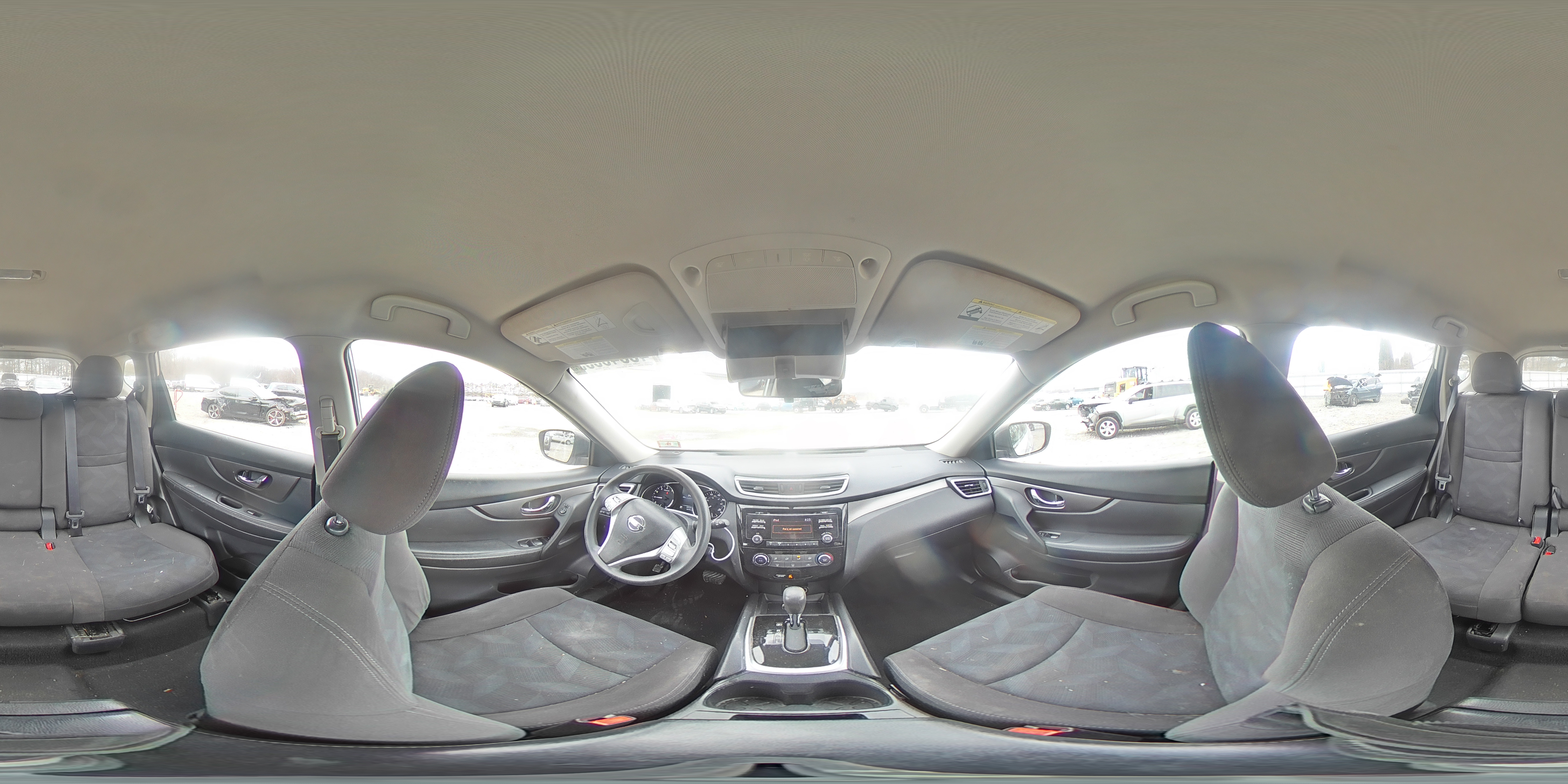 2015 Nissan Rogue - Image 13