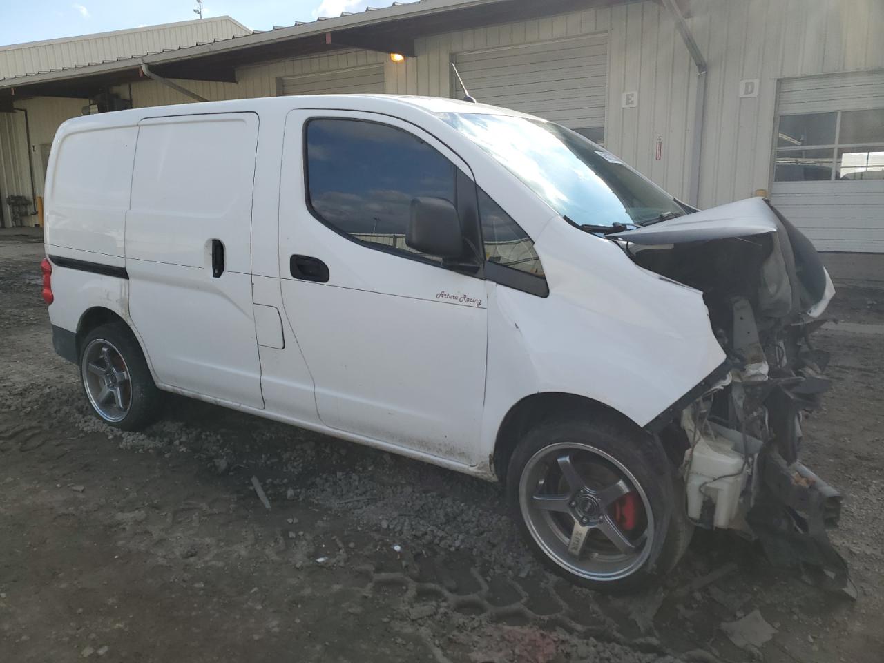 2015 Chevrolet Express - Image 4
