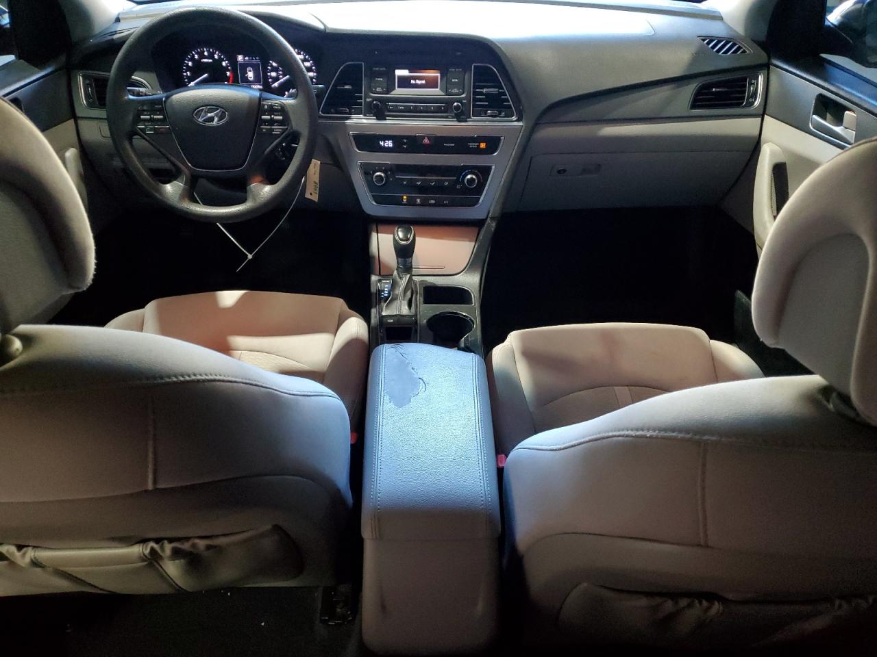 2016 Hyundai Sonata - Image 8