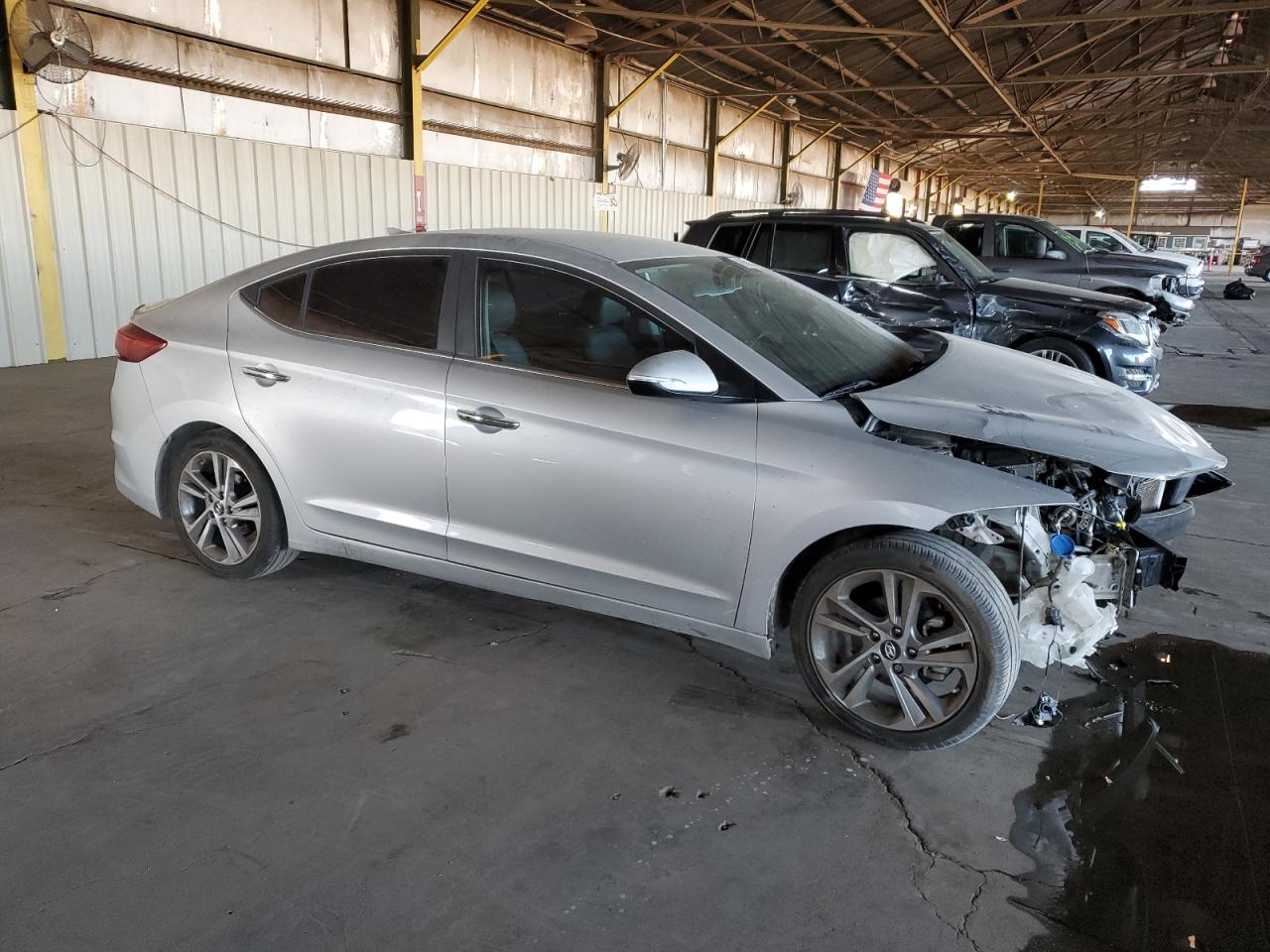 2017 Hyundai Elantra - Image 4
