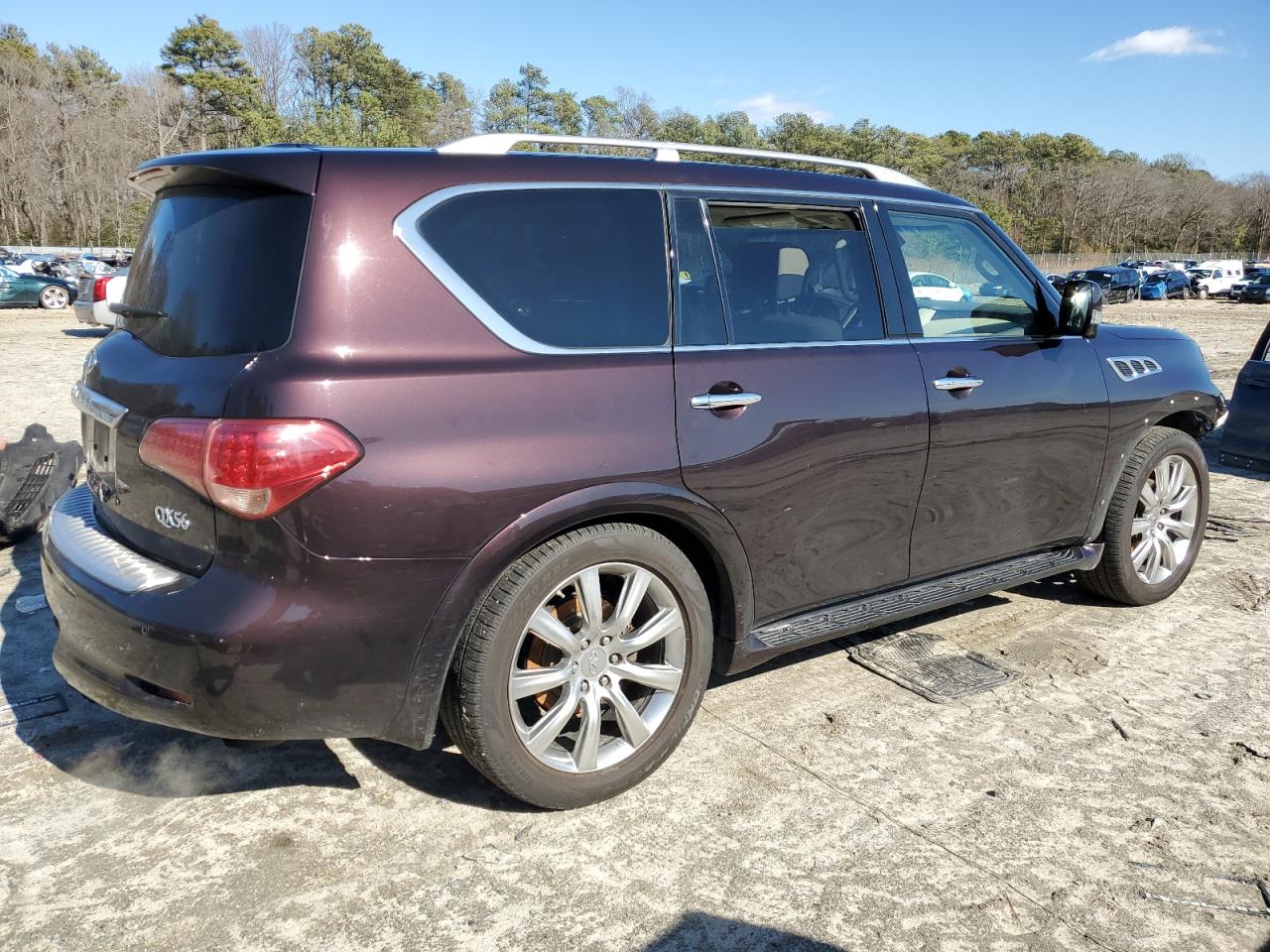 2013 Infiniti QX56 - Image 3
