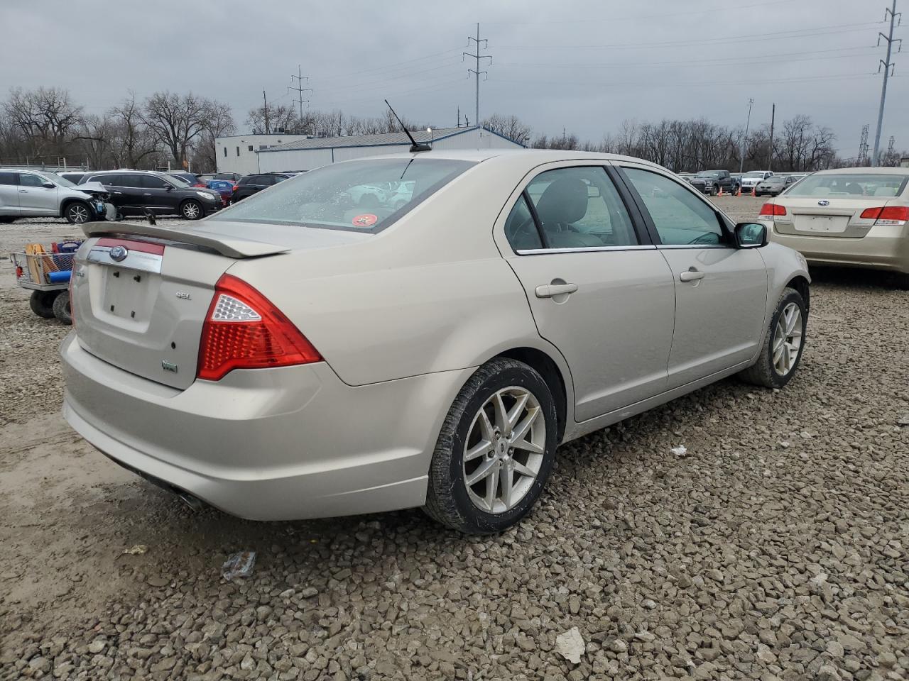 2010 Ford Fusion - Image 3