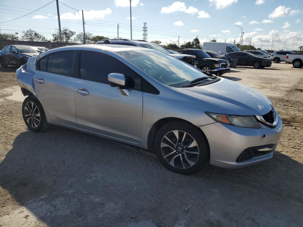 2015 Honda Civic - Image 4