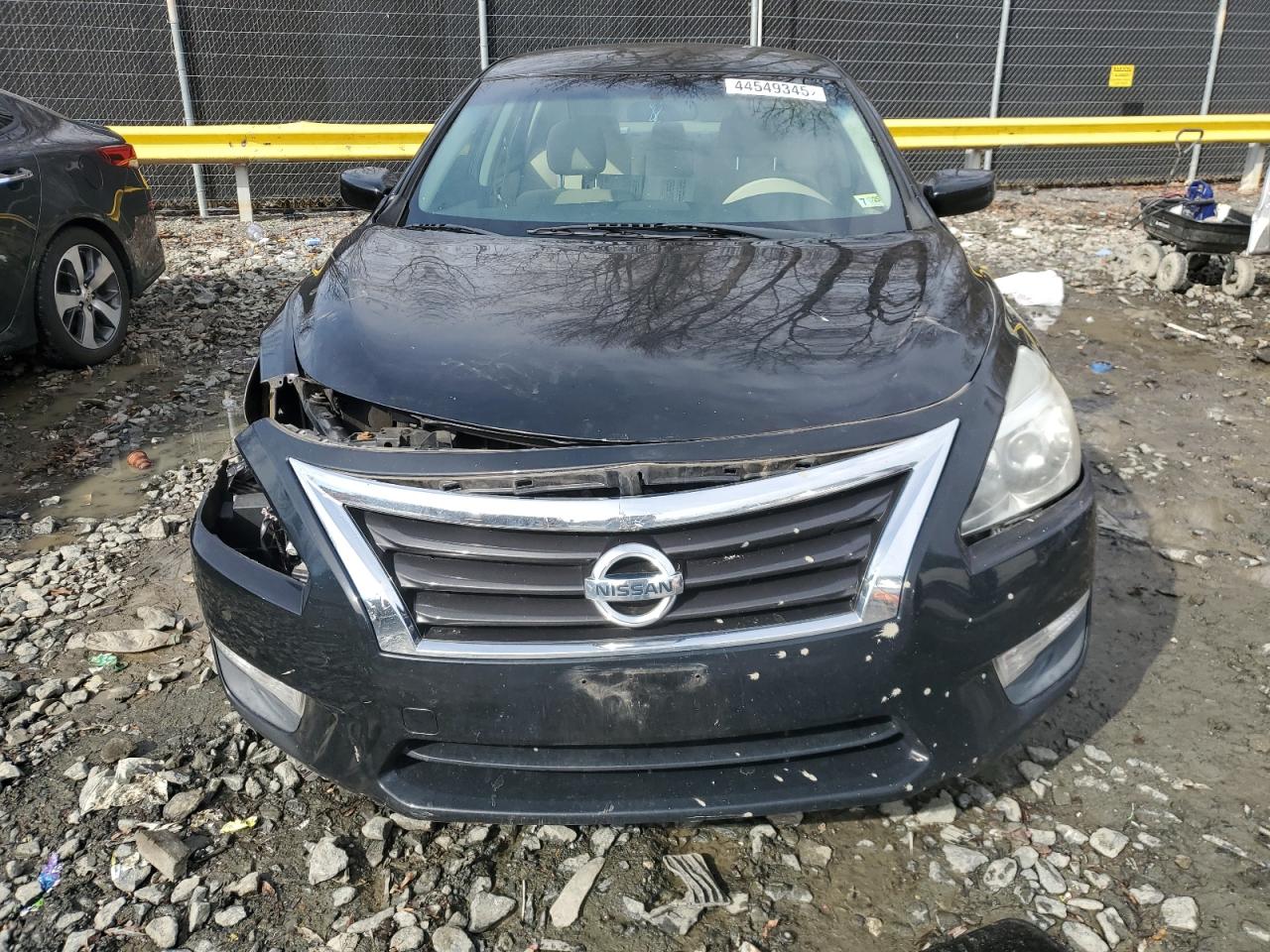 2015 Nissan Altima - Image 5