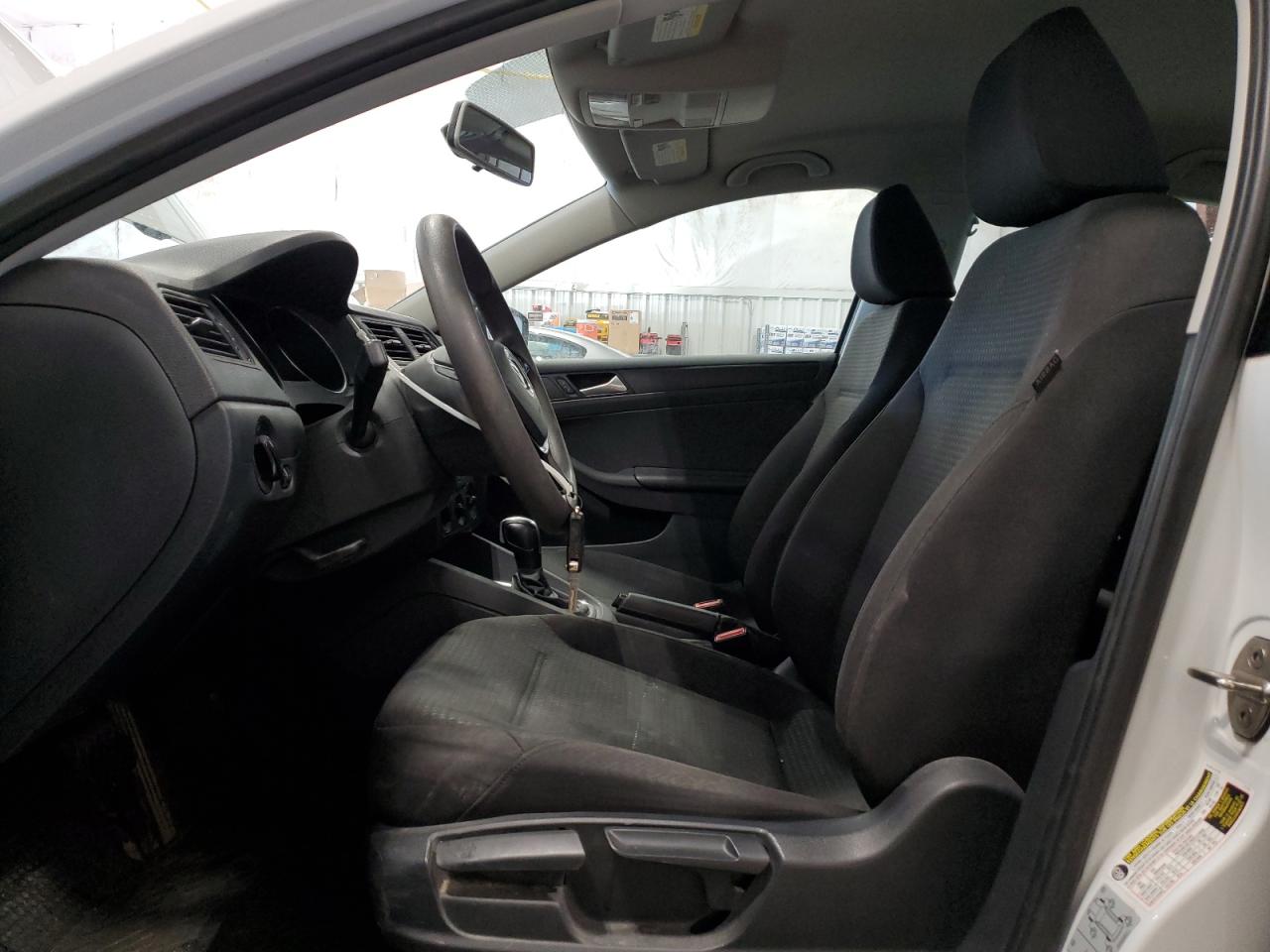 2016 Volkswagen Jetta - Image 7