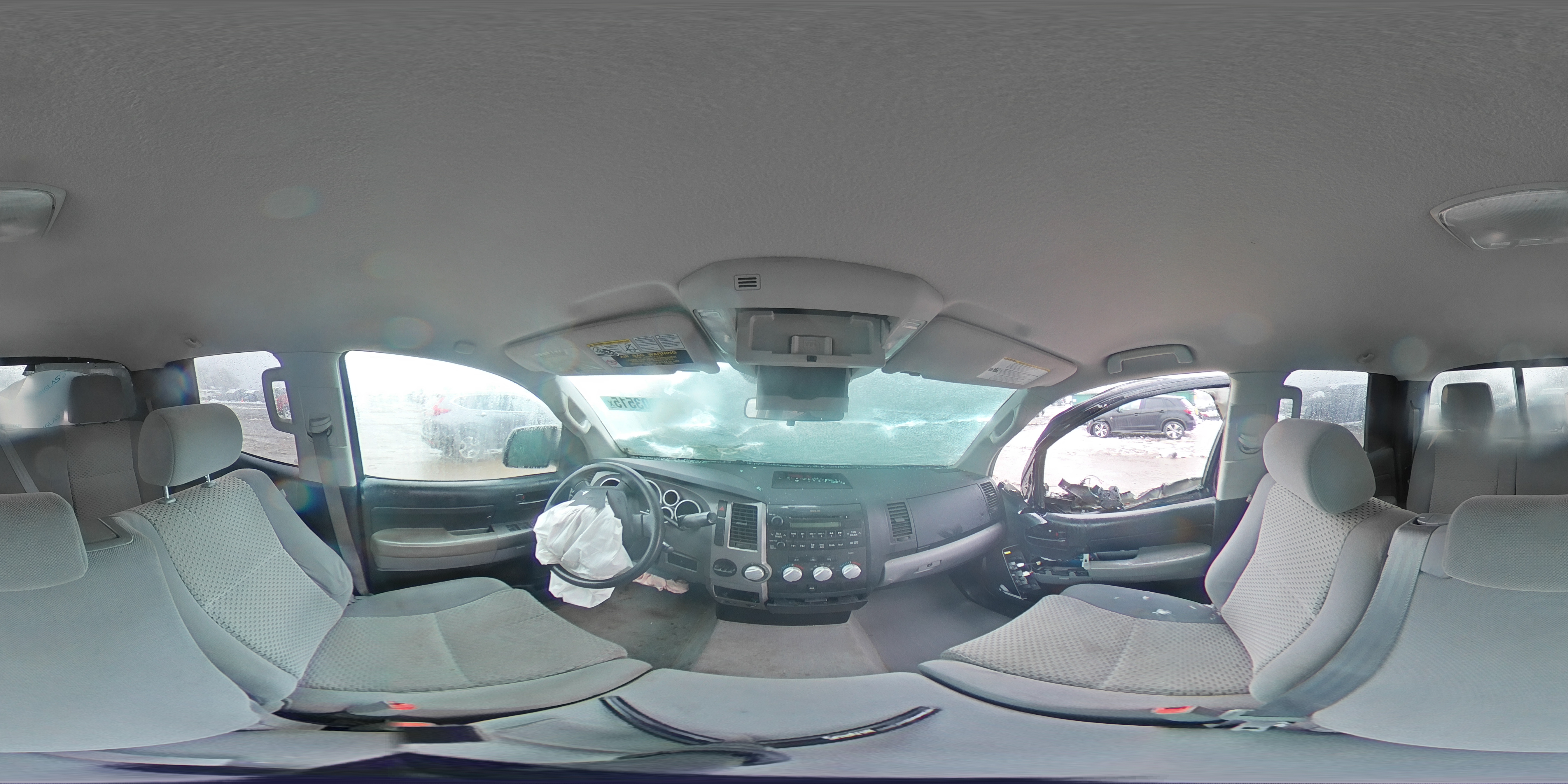 2011 Toyota Tundra - Image 13