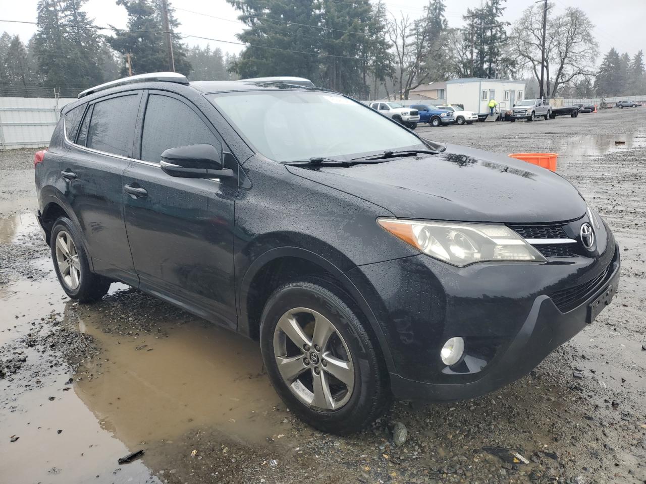 2015 Toyota RAV 4 - Image 4