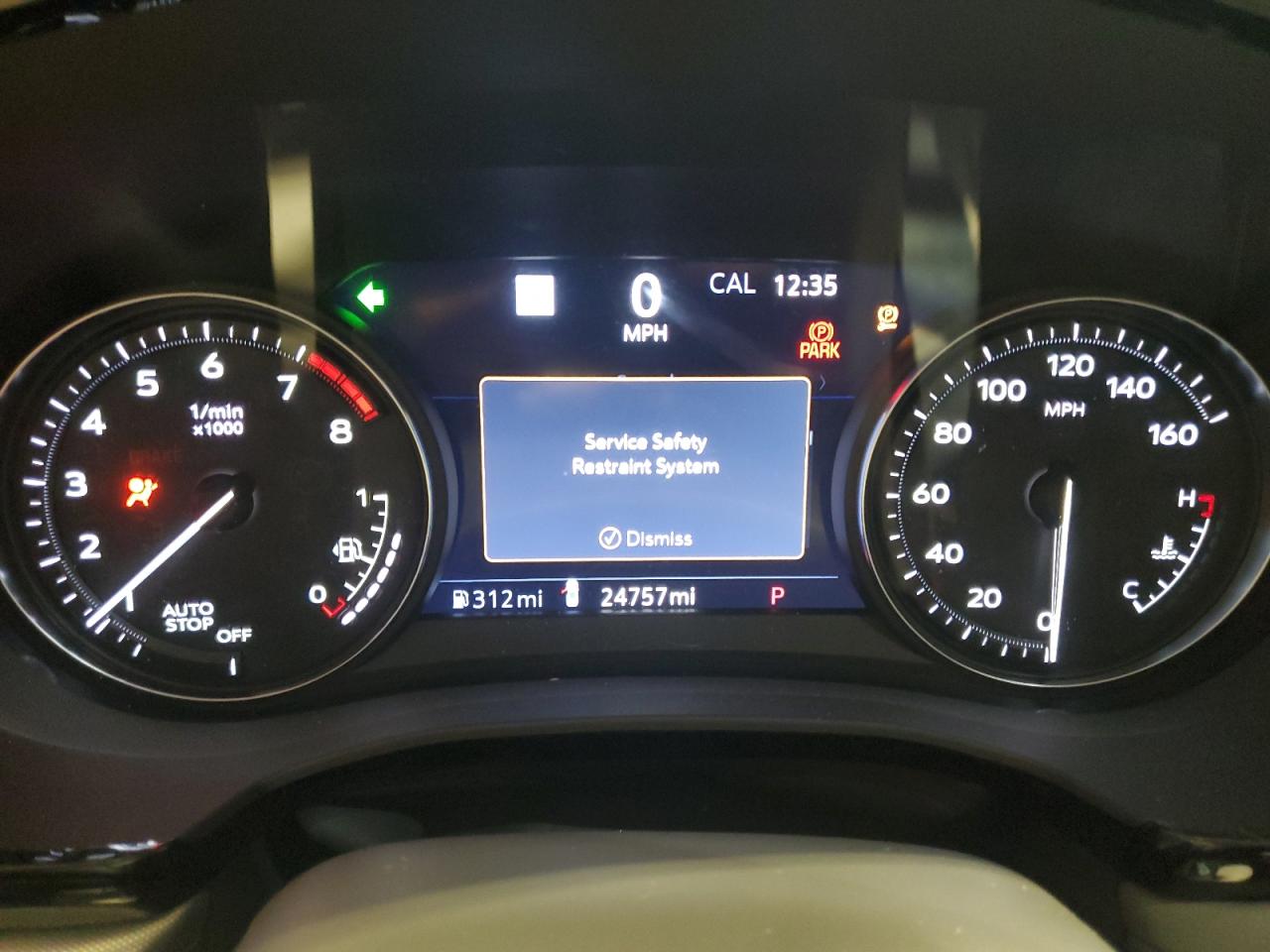 2022 Cadillac XT5 - Image 9
