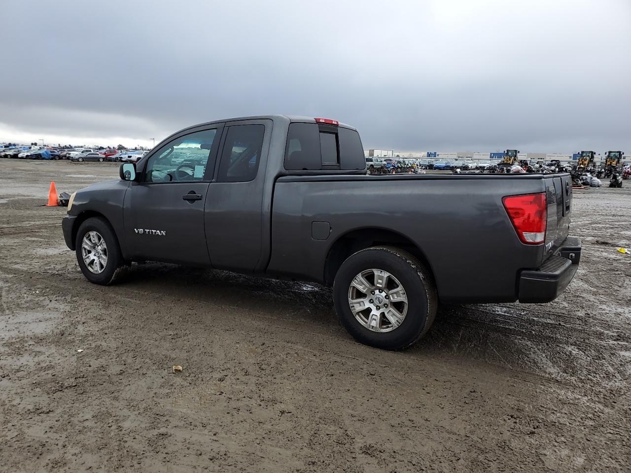 2006 Nissan Titan - Image 2