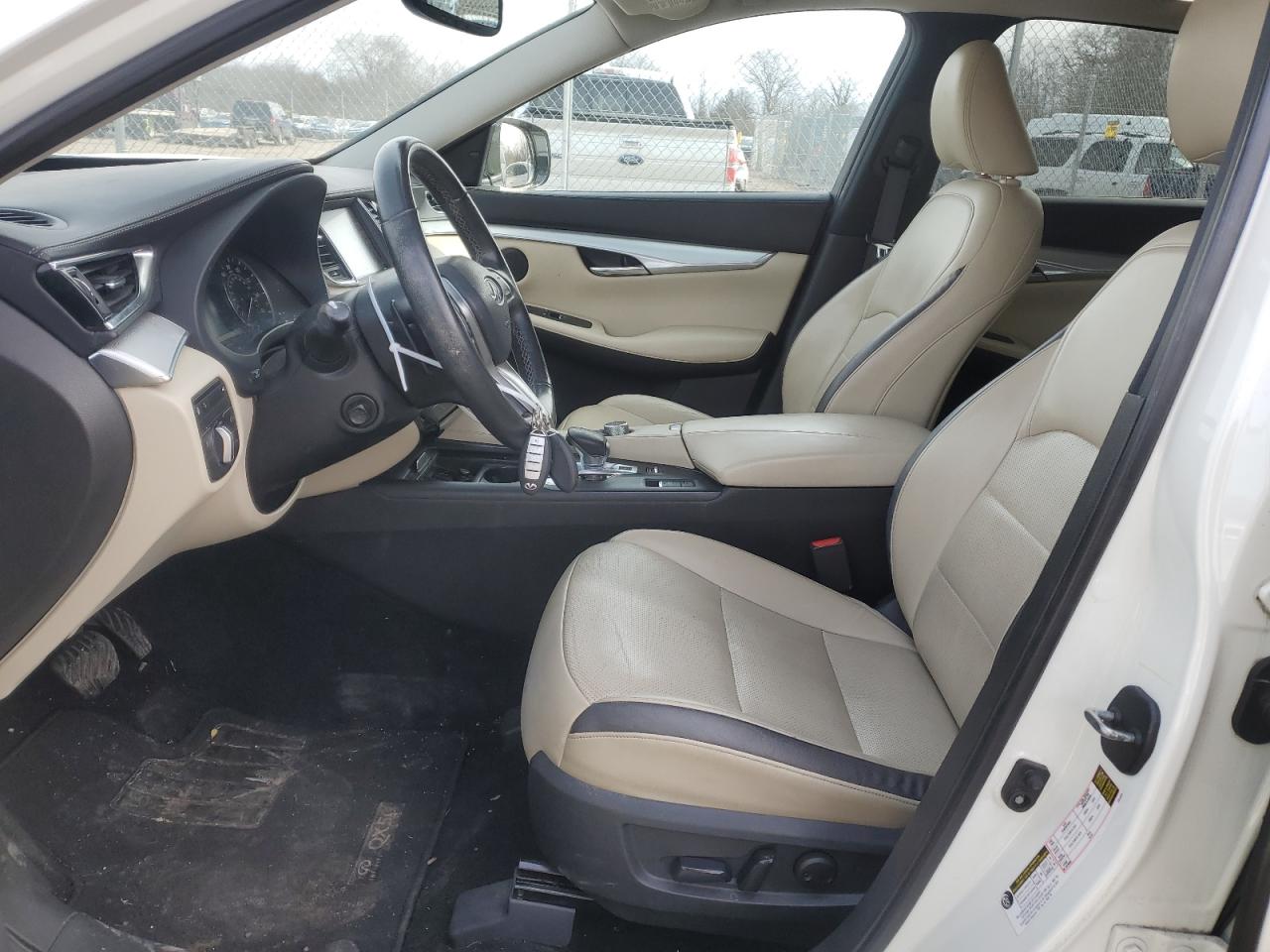 2019 Infiniti QX50 - Image 7