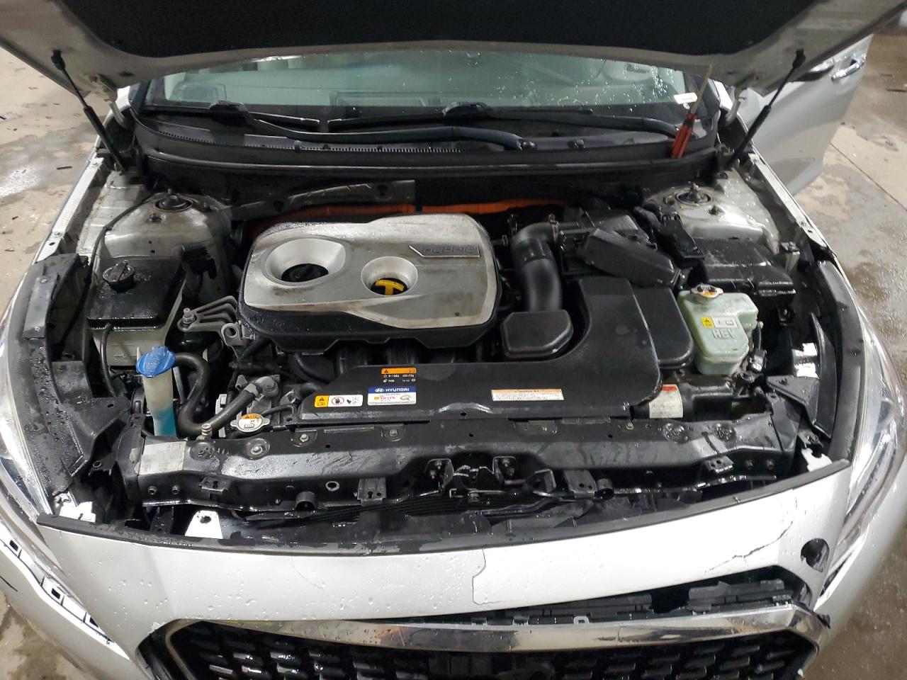 2016 Hyundai Sonata - Image 12