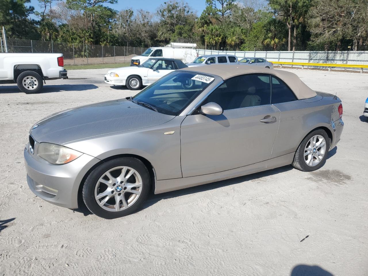 2009 BMW 1er - Image 1
