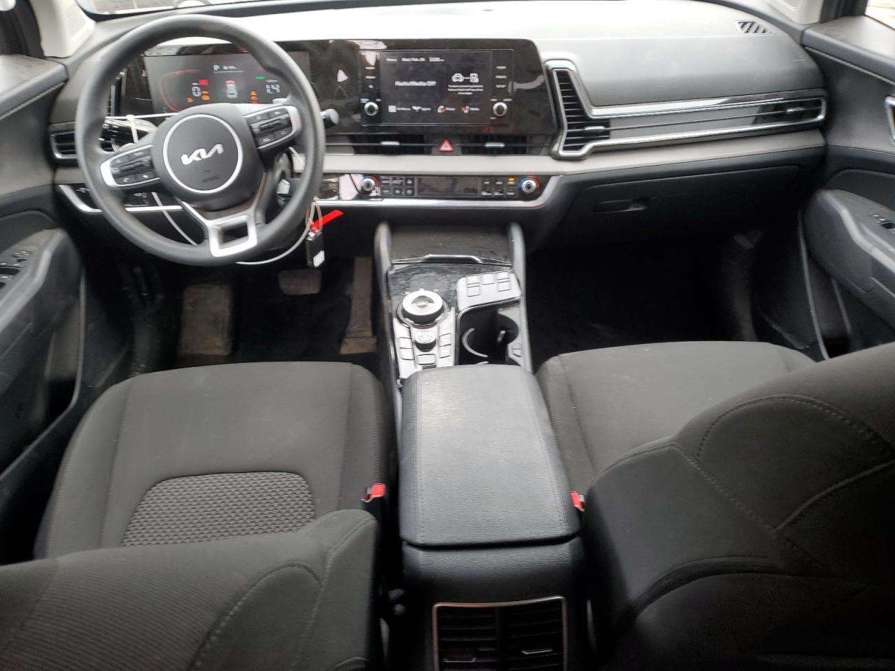 2023 Kia Sportage - Image 8