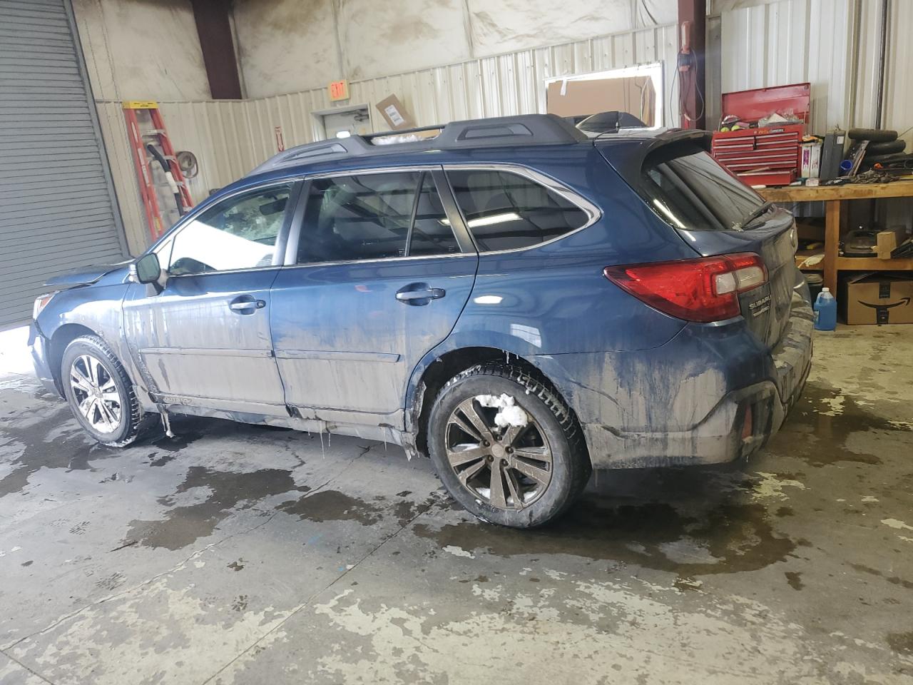 2019 Subaru Outback - Image 2