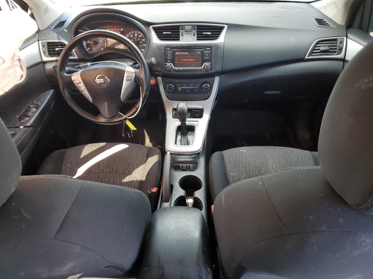 2015 Nissan Sentra - Image 8