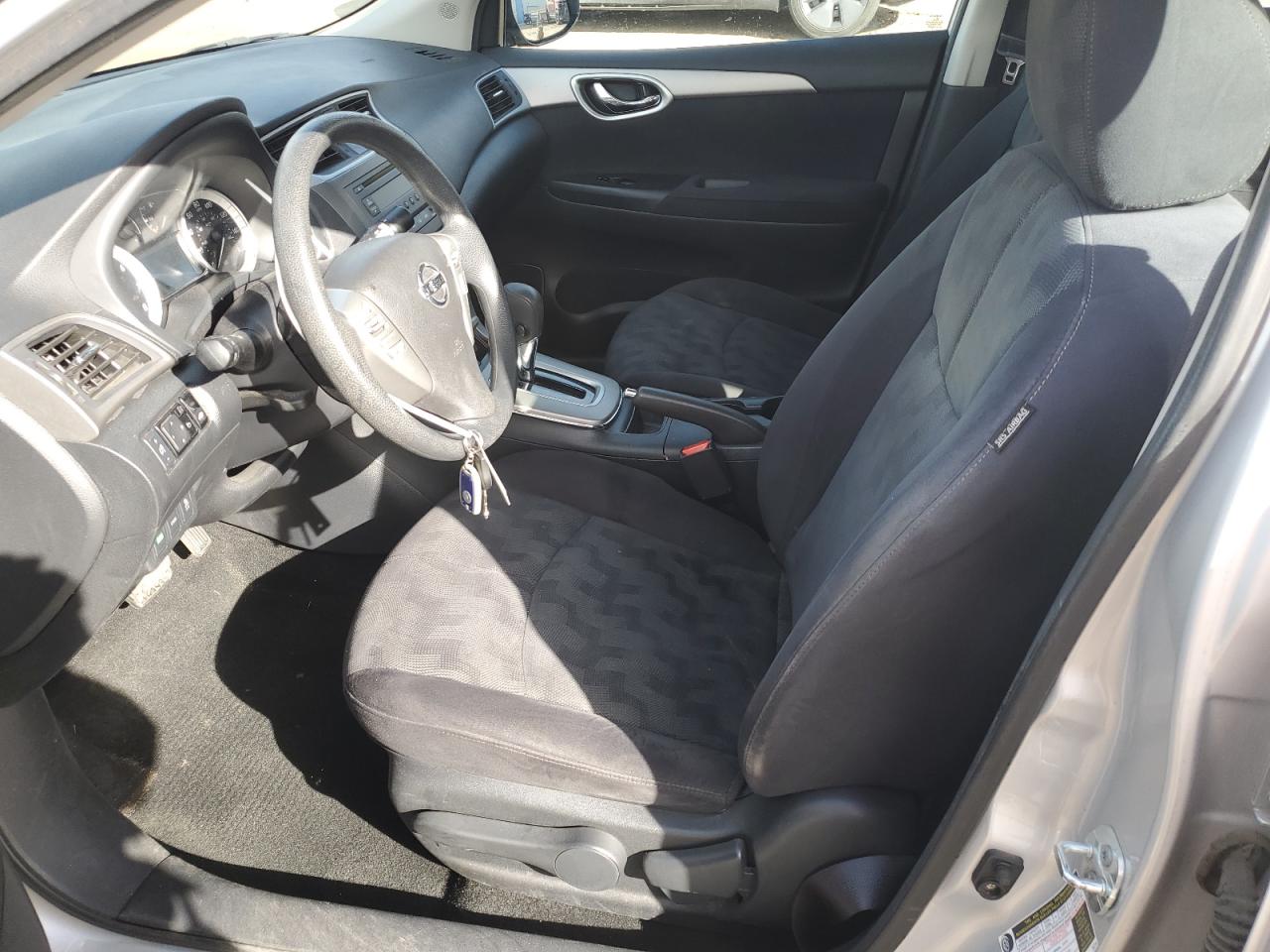 2013 Nissan Sentra - Image 7