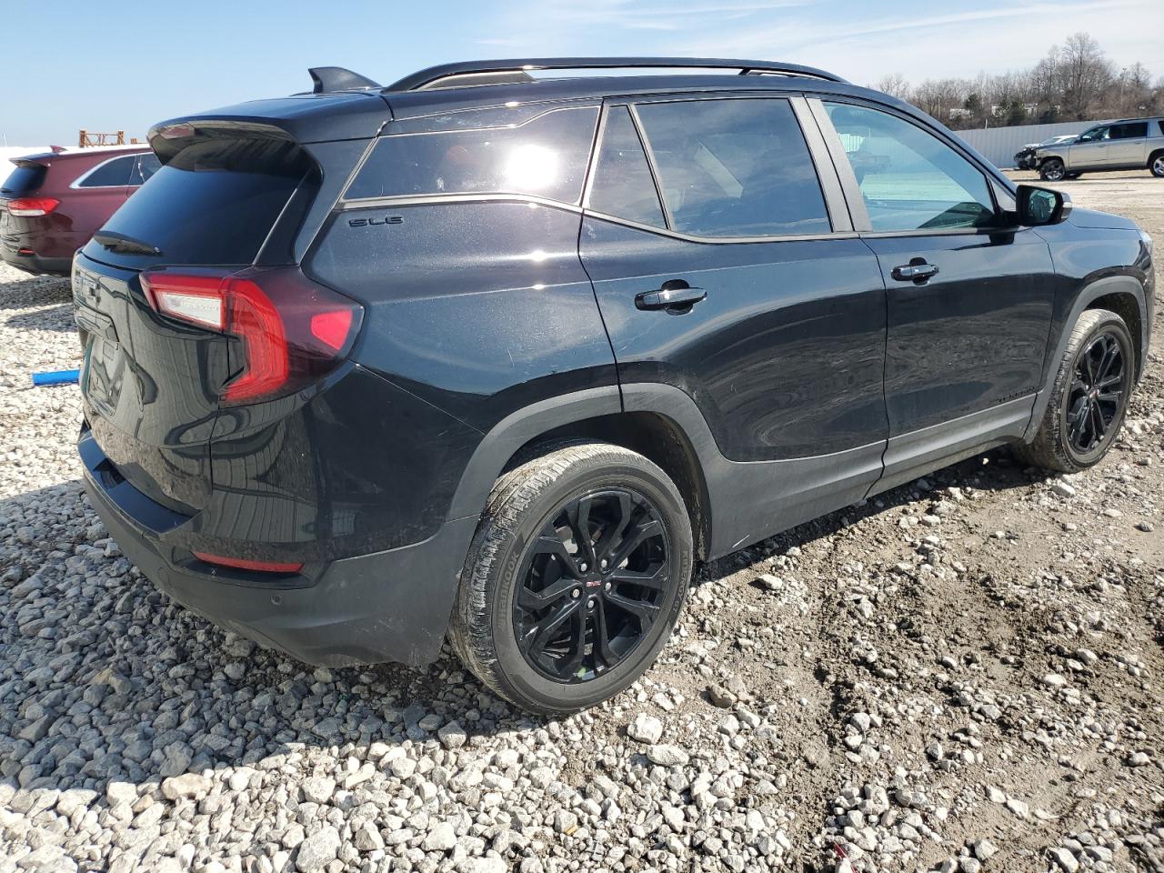 2022 GMC Terrain - Image 3