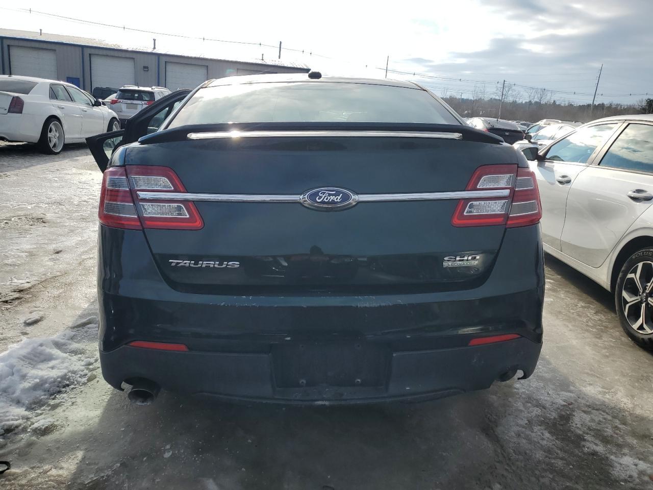 2013 Ford Taurus - Image 6