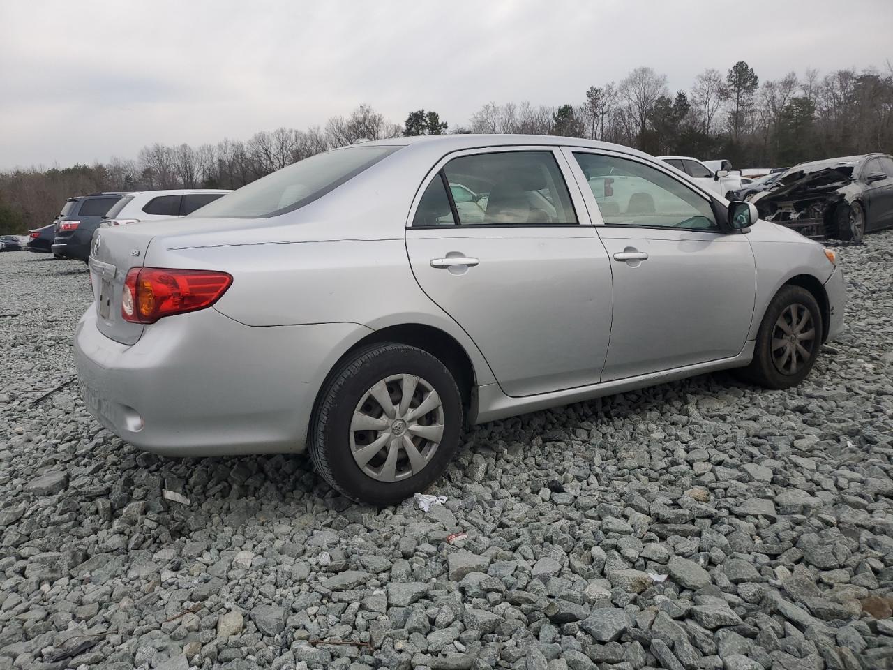 2010 Toyota Corolla - Image 3