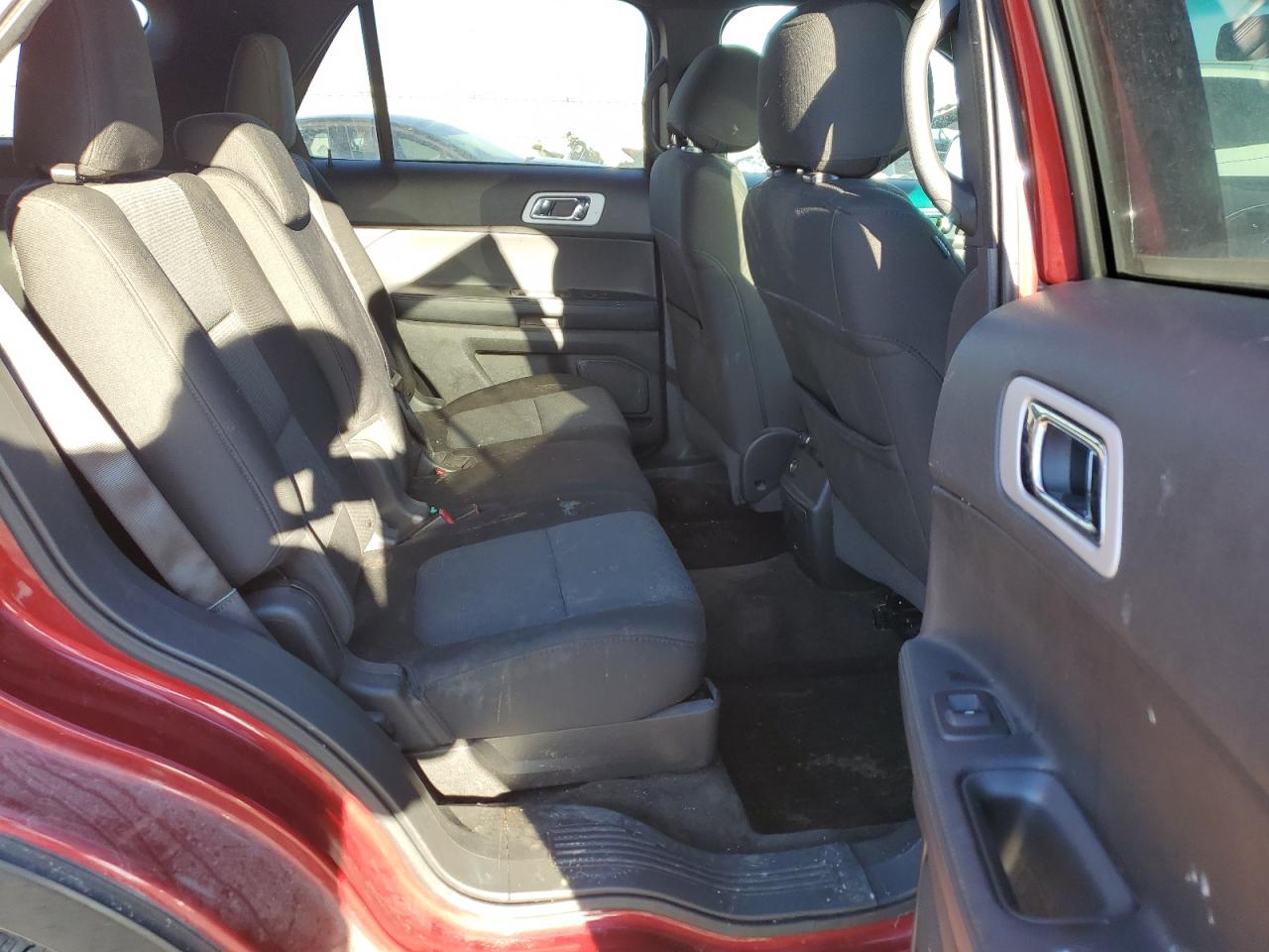 2013 Ford Explorer - Image 11
