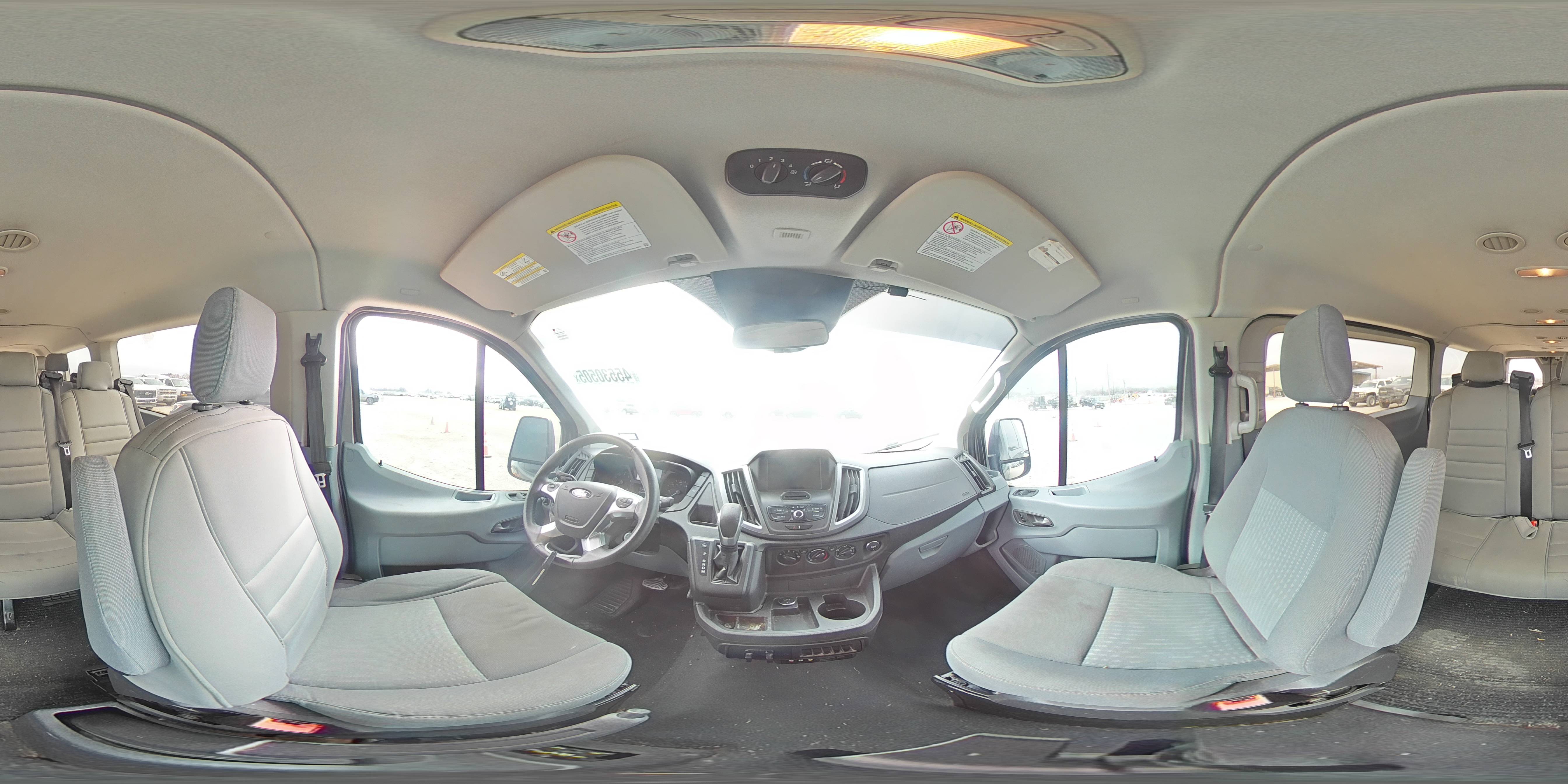 2015 Ford Transit - Image 14