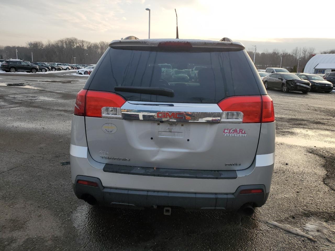 2011 GMC Terrain - Image 6