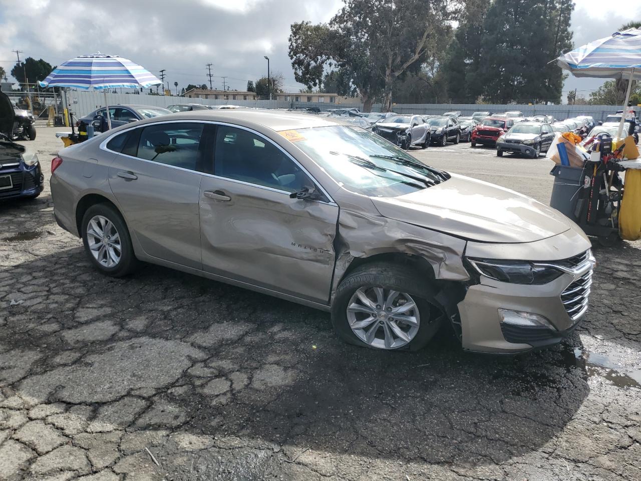 2023 Chevrolet Malibu - Image 4