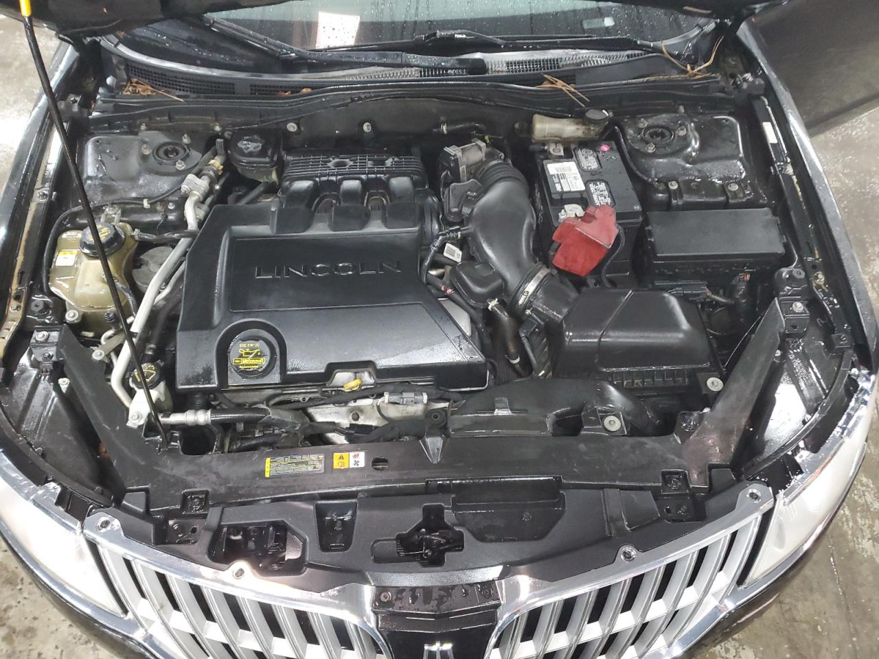 2010 Lincoln MKZ - Image 11