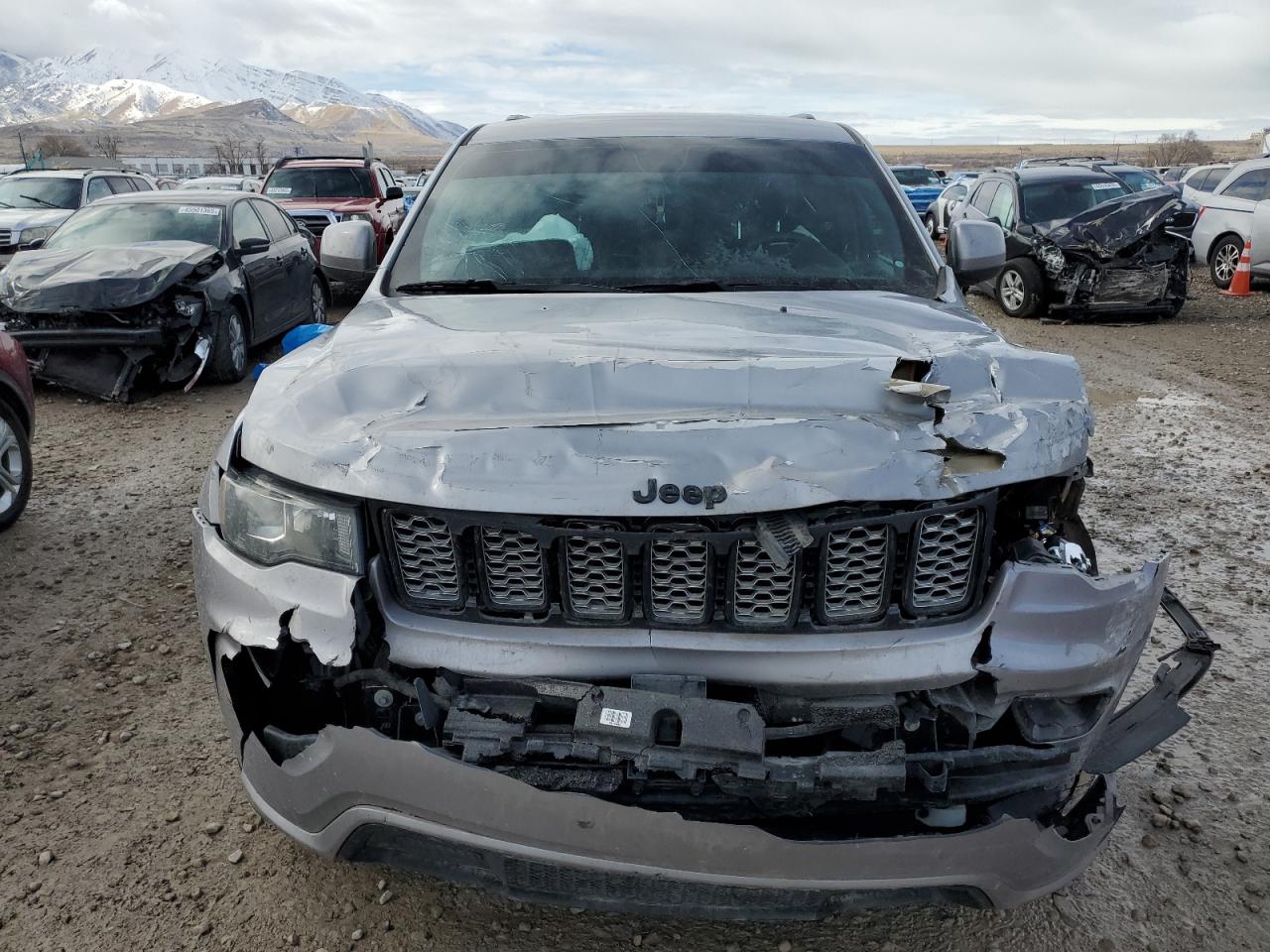 2018 Jeep Grand Cherokee - Image 5