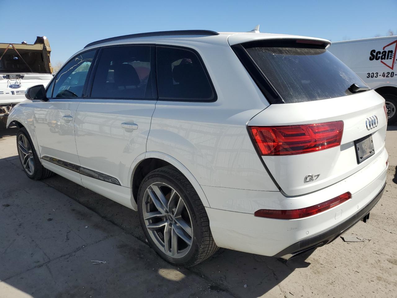 2017 Audi Q7 - Image 2