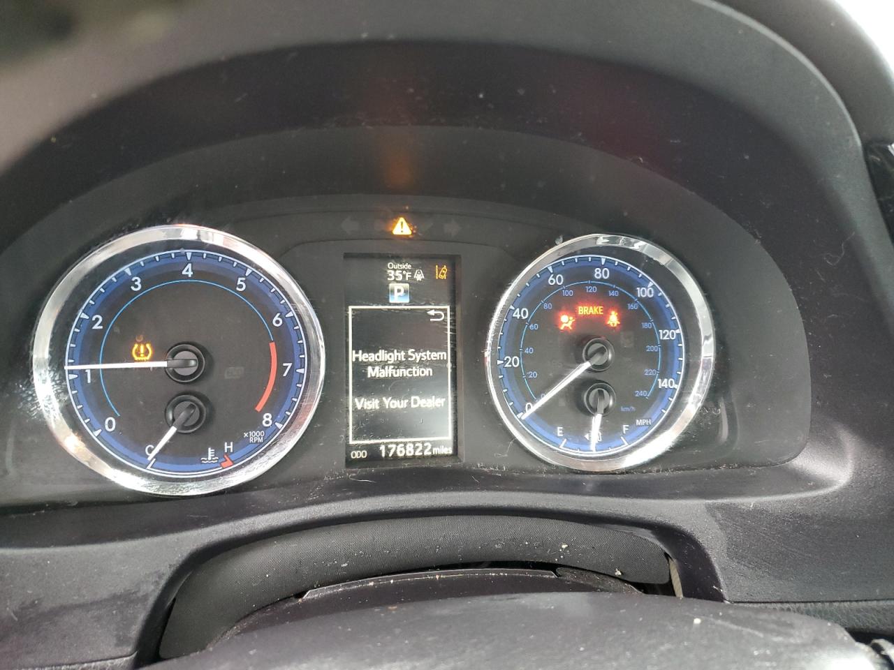 2017 Toyota Corolla - Image 9