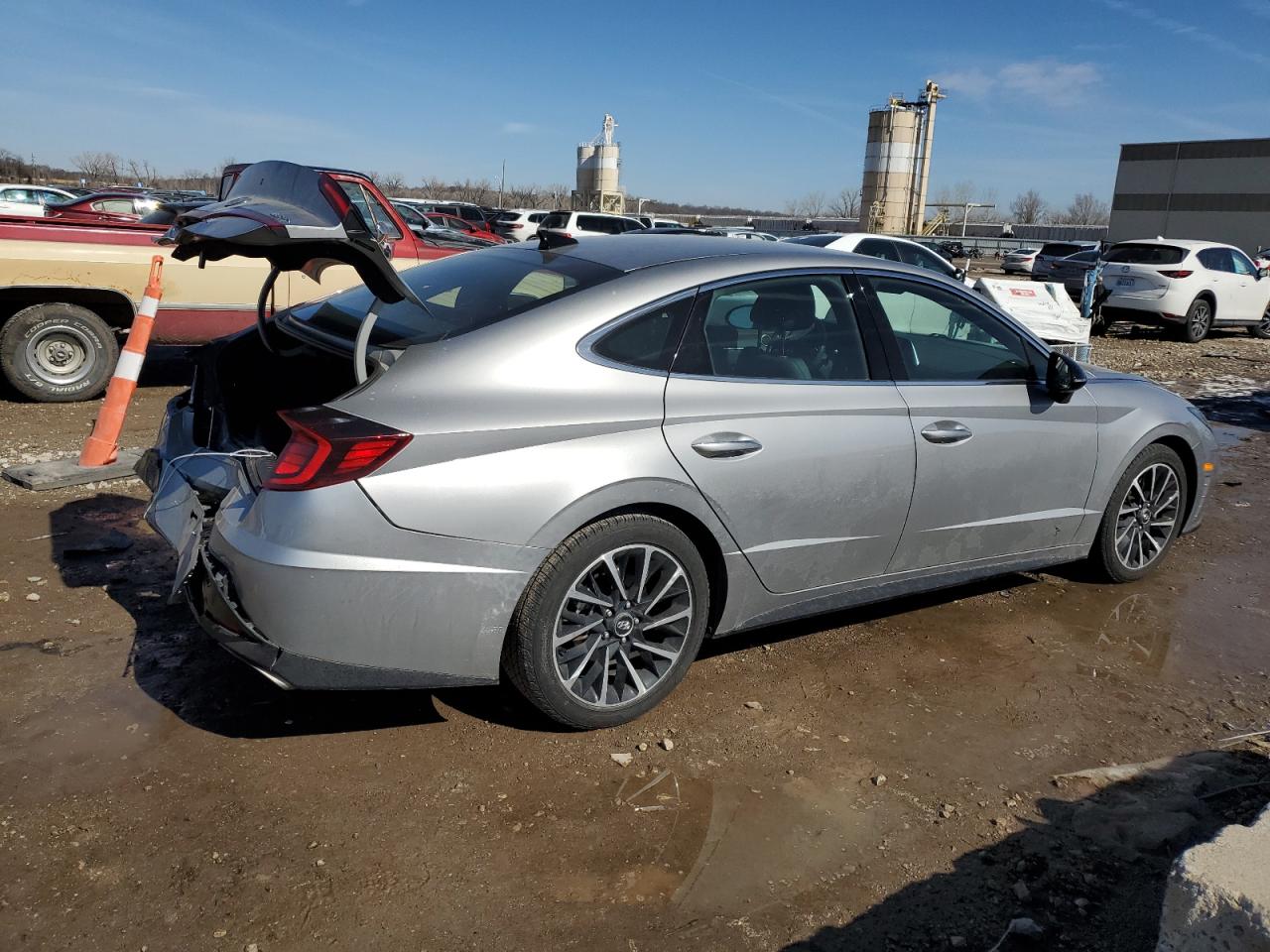 2020 Hyundai Sonata - Image 3