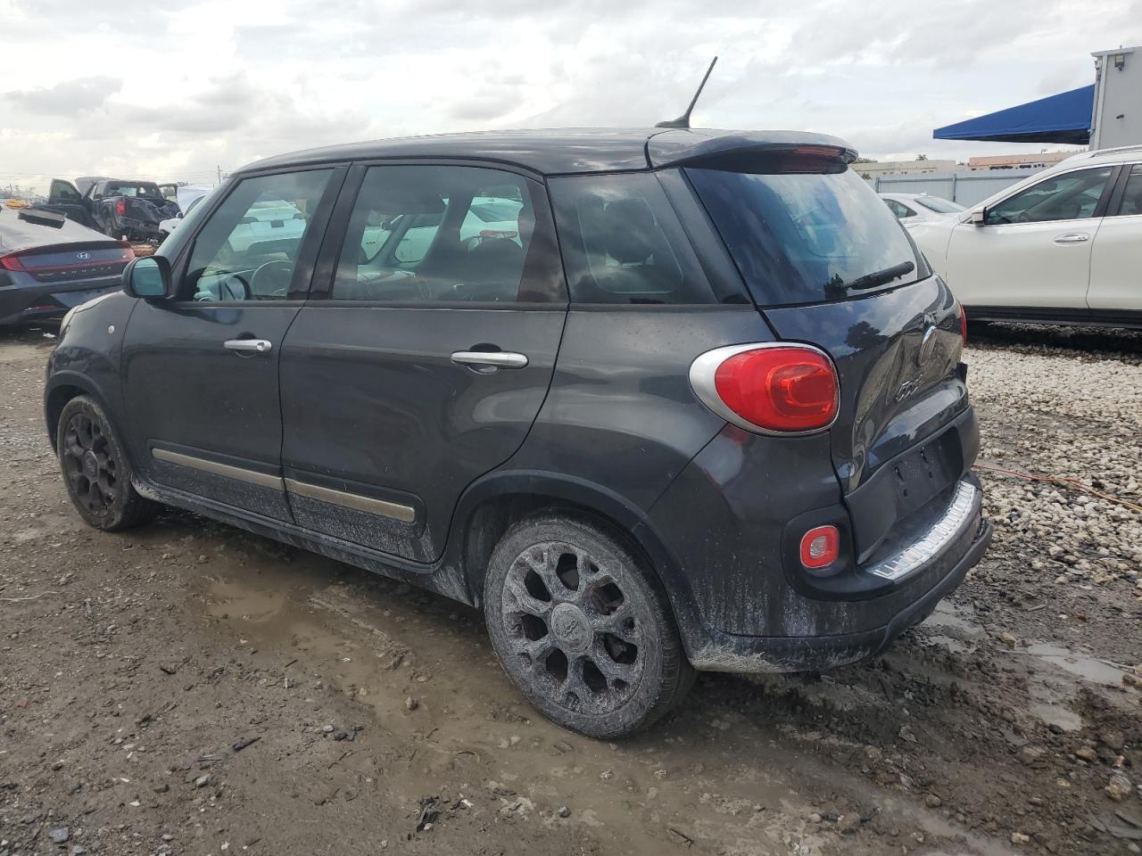 2015 Fiat 500 - Image 2