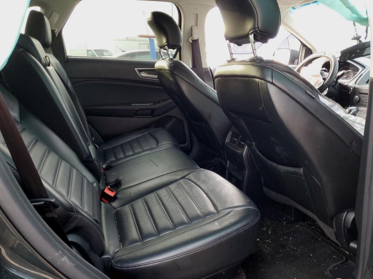 2015 Ford Edge - Image 11
