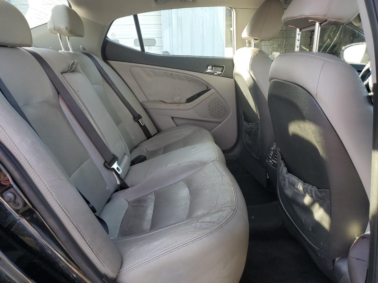 2012 Kia Optima - Image 10
