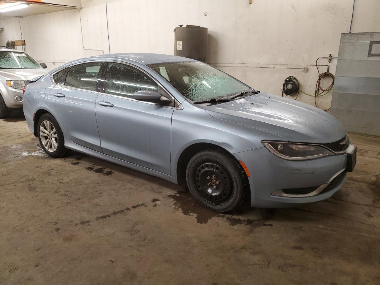 2015 Chrysler 200 - Image 4