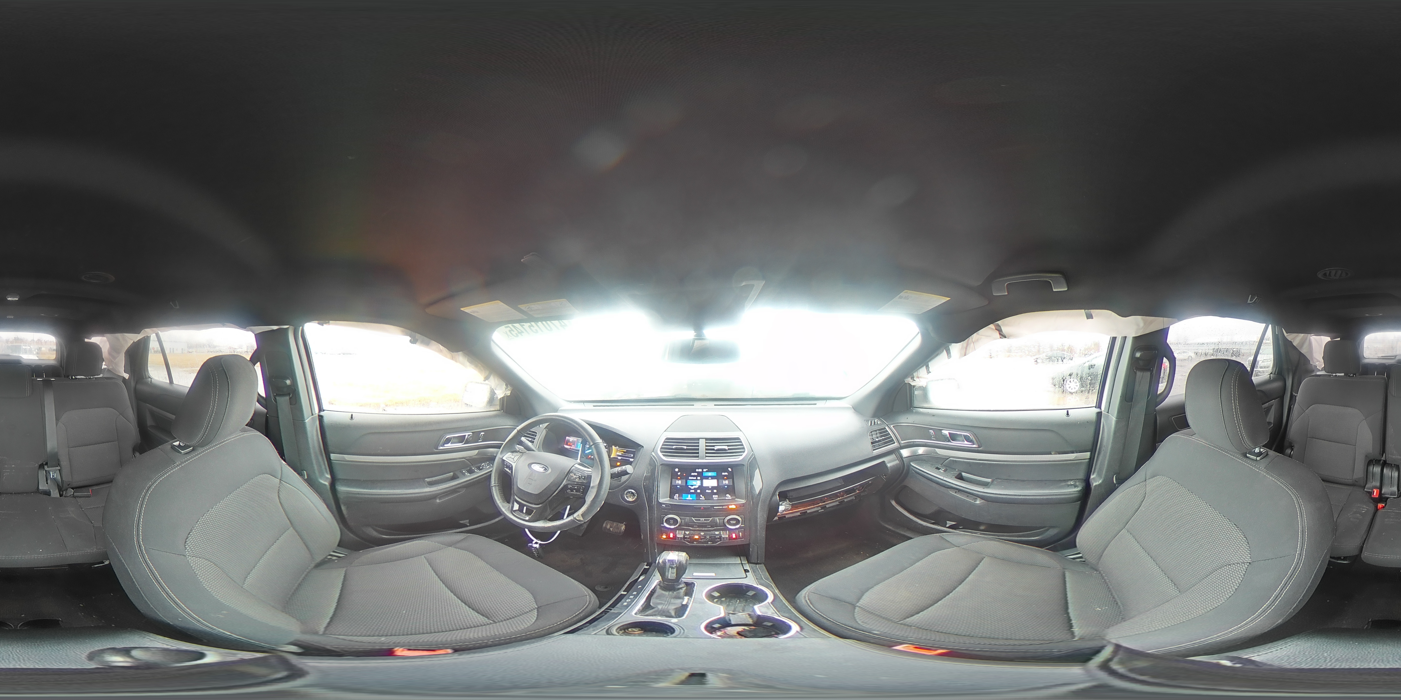 2018 Ford Explorer - Image 13