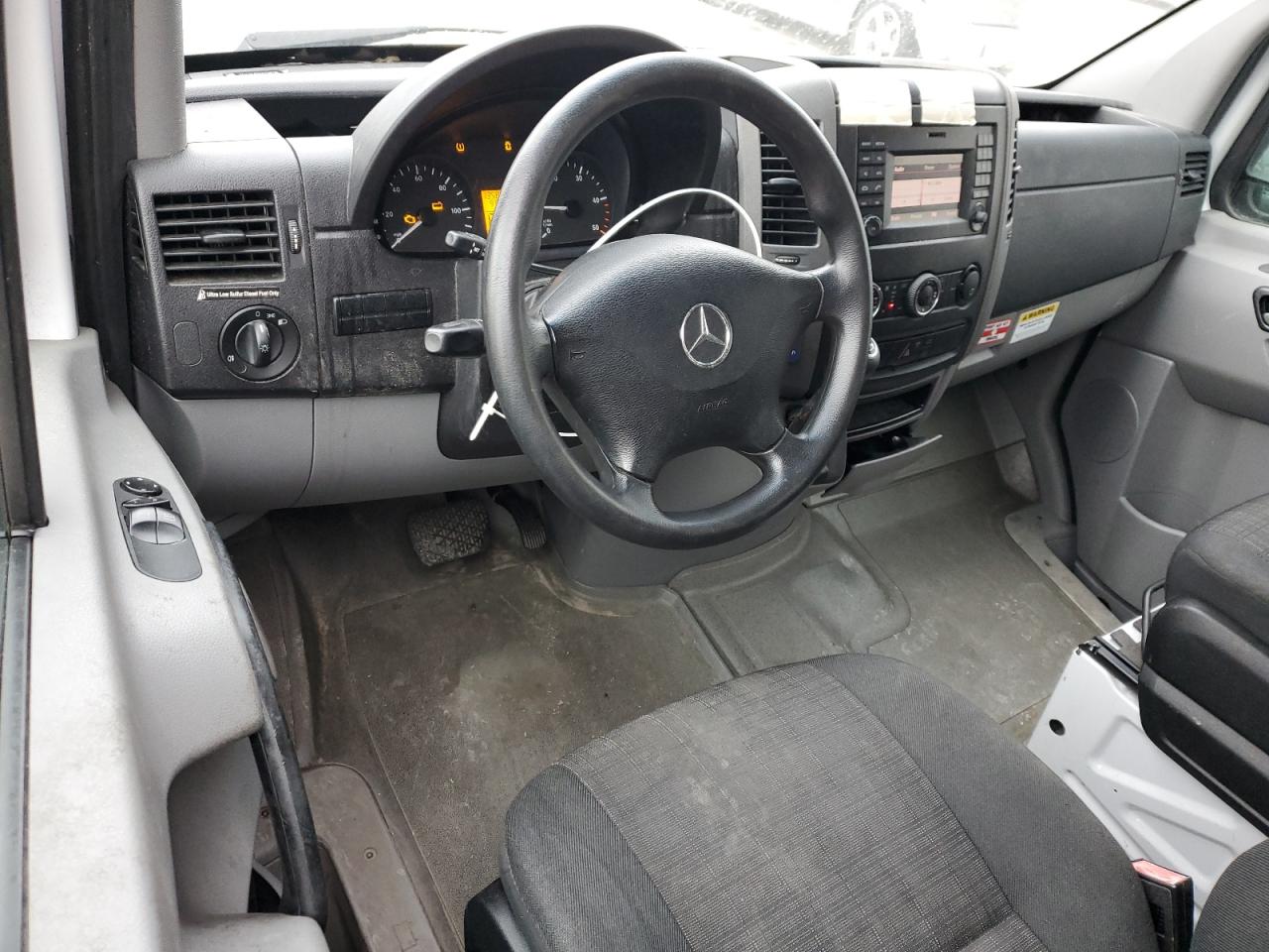 2016 Mercedes-Benz Sprinter - Image 8
