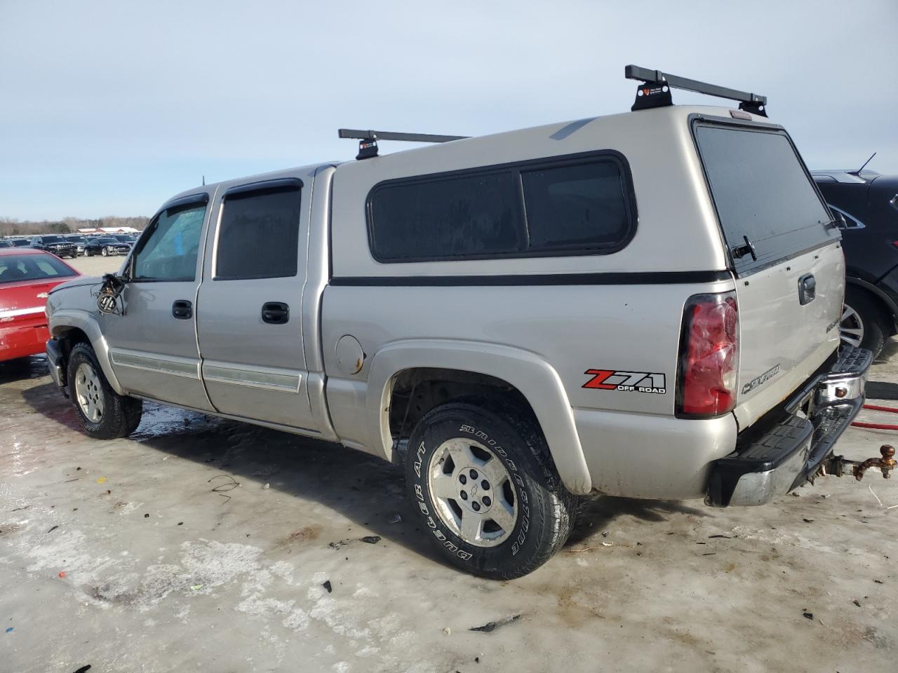2005 Chevrolet Silverado - Image 2